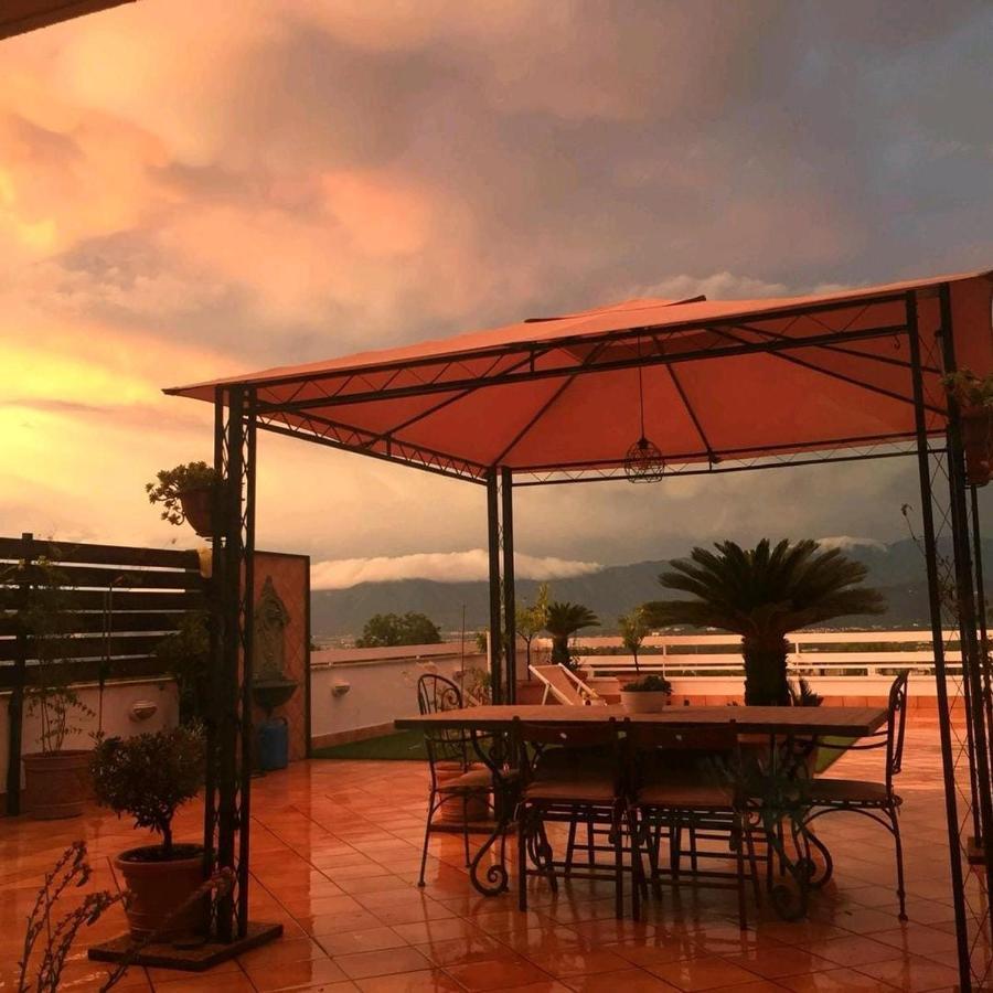 Roof Apartment Somma Vesuviana Luaran gambar